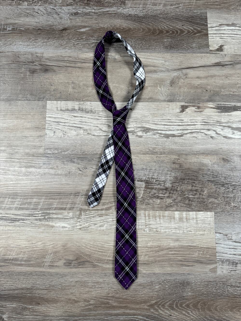Vintage Y2K Purple Black White Plaid Skinny Necktie Emo Scene Punk Preppy Tie